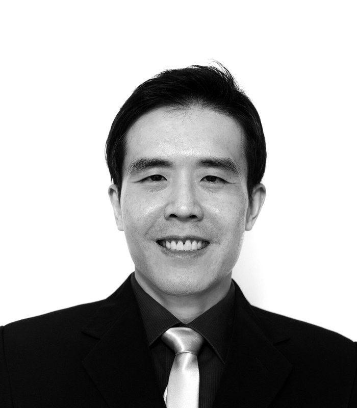 Dr. Steven Tan